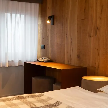 泽拜奥公寓式酒店 酒店 3*