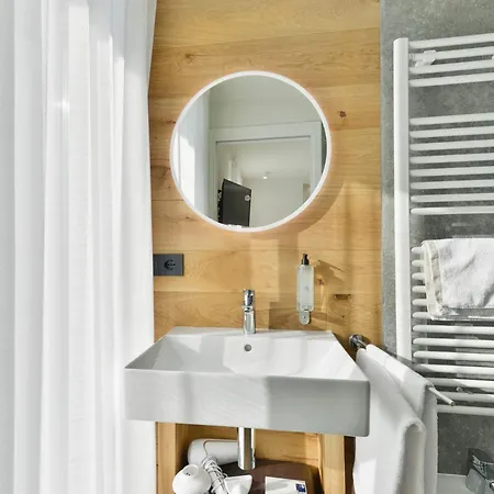 泽拜奥公寓式酒店 酒店 托尔诺