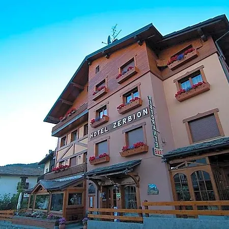 泽拜奥公寓式酒店 酒店