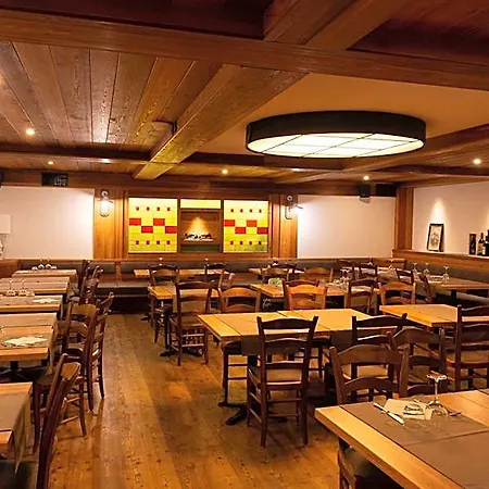 泽拜奥公寓式酒店 酒店 3*